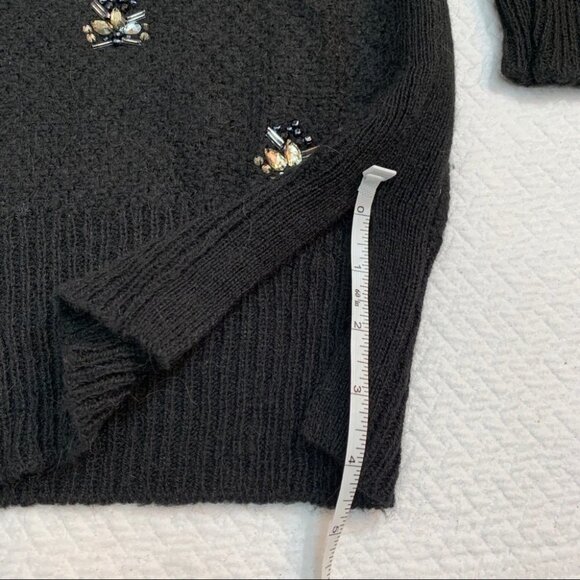 DKNY🖤JEWEL Embellished Black Jewel Neck Sweater Size Small - Picture 9 of 11
